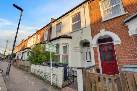 3 bedroom semi-detached house for sale, London, N17