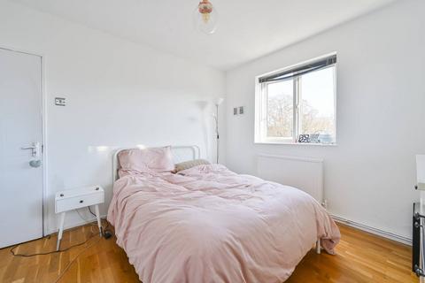 3 bedroom flat to rent, Highbury, Highbury, London, N5