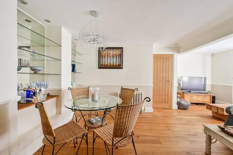 Flat 4, 101 Ridgway, London, SW19 4SX