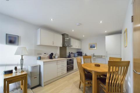 2 bedroom flat for sale, Berwick Brae, Perth PH2