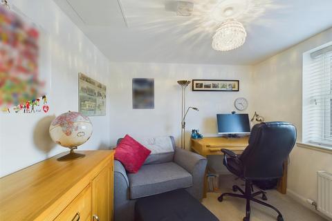 16 Berwick Brae, Perth, PH2 0TN