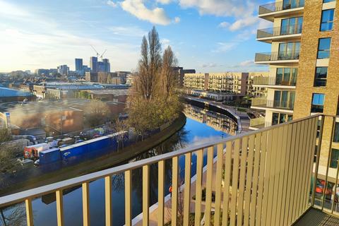 2 bedroom flat to rent, 12 Quay Walk, London HA0