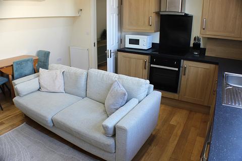 3 bedroom apartment to rent, Camden Road, Holloway