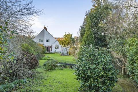 87 Addington Road, West Wickham, BR4 9BG