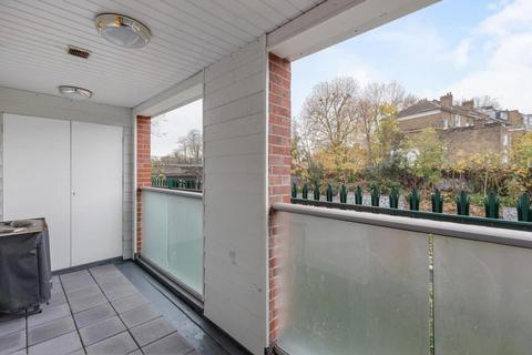 2 bedroom flat for sale, Edgeley Road, London