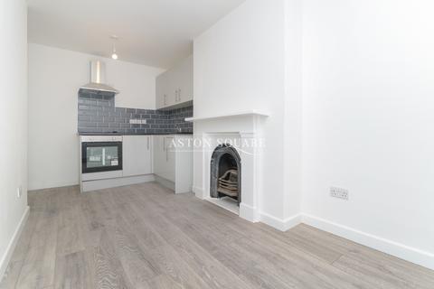 2 bedroom flat to rent, Tulse Hill, London SW2