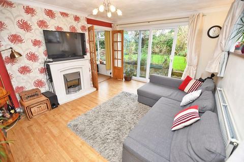 4 bedroom detached house for sale, Madginford Road, Maidstone