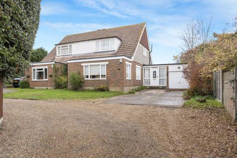 4 bedroom semi-detached house for sale, Heath Road, Bexley