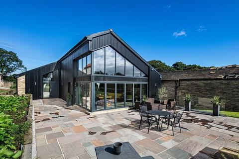 5 bedroom barn conversion for sale, Ashday Hall Farm, Ashday Lane, Southowram HX3 9TR