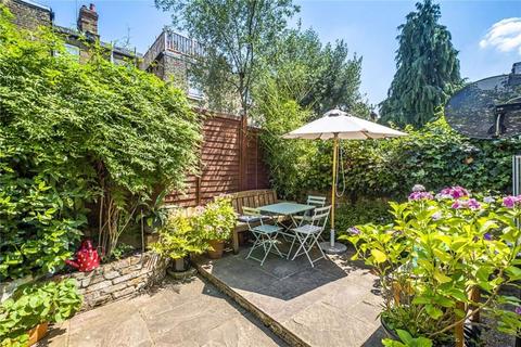 2 bedroom apartment to rent, Bravington Road - 2 double bed Garden Flat