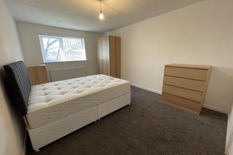 2 bedroom flat to rent, Dartmouth Avenue, Gateshead NE9