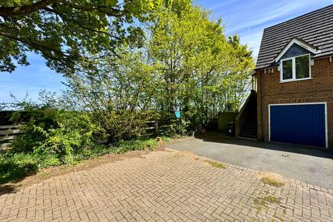 15 Tiller Grove, Roughley, Sutton Coldfield, B75 5TT