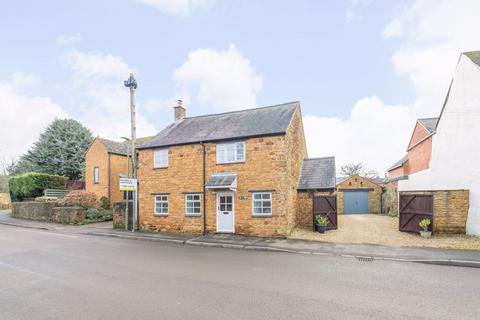 3 bedroom cottage for sale, High Street, Bodicote