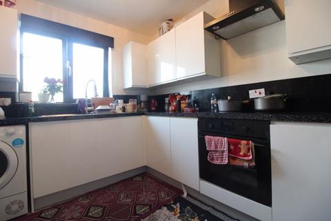 3 bedroom end of terrace house for sale, Birch Road, Rushden