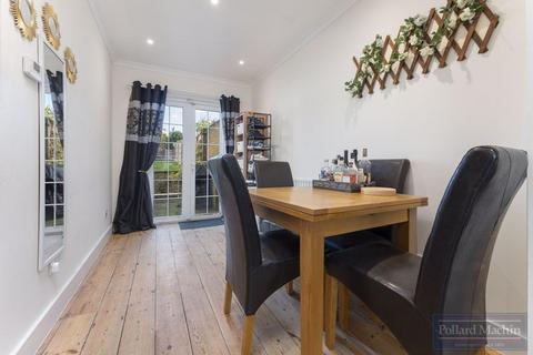 127 Bynes Road, South Croydon, CR2 0PZ