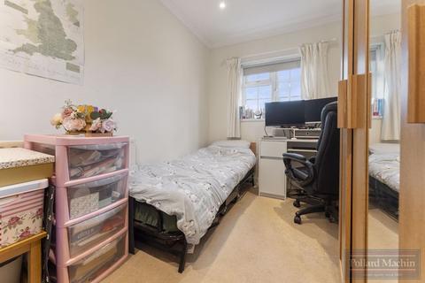 127 Bynes Road, South Croydon, CR2 0PZ