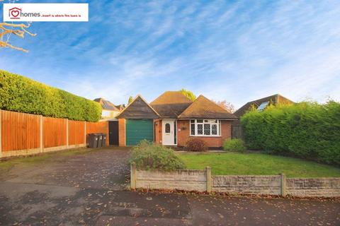 2 bedroom detached bungalow to rent, Hillside Road, Sutton Coldfield