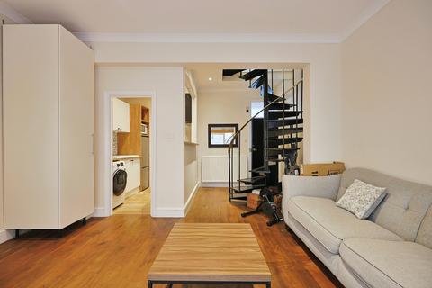 2 bedroom maisonette to rent, Crisp Road, W6