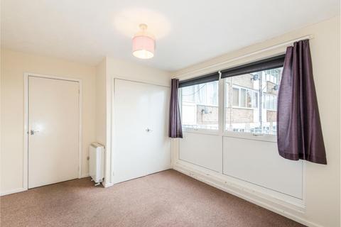 2 bedroom maisonette to rent, Chandlers Ford