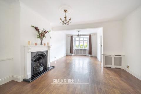 3 bedroom end of terrace house for sale, Beech Street, Romford, RM7