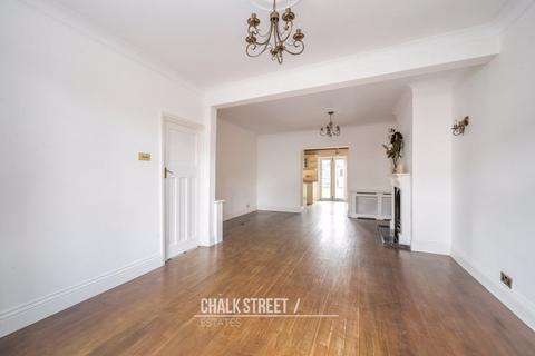 3 bedroom end of terrace house for sale, Beech Street, Romford, RM7