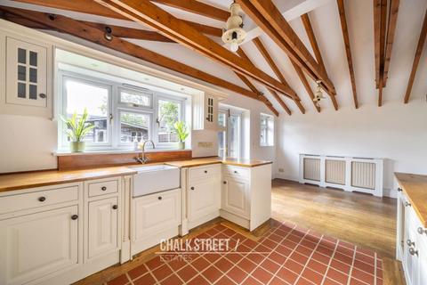 15 Beech Street, Romford, RM7 7LA