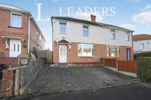 3 bedroom semi-detached house to rent, Cedar Avenue, Worcester, WR4