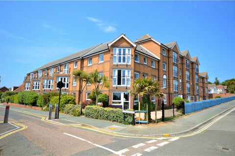 2 bedroom apartment to rent, Currie Road, Sandown