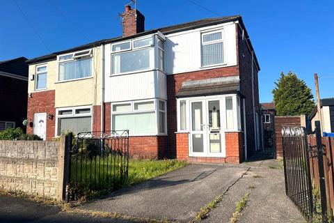 3 bedroom semi-detached house to rent, June Avenue, Leigh WN7