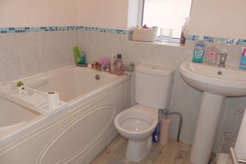 3 Chancery Lane, Shaw, Oldham, OL2 8EX