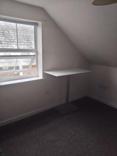 1 bedroom house to rent, House Share in Charminster – Room Available for £575/Month, All Bills Included