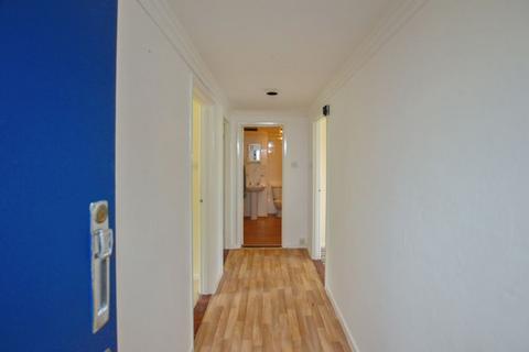 2 bedroom apartment for sale, Glenmore Road, Salisbury                                                                            *VIDEO TOUR*
