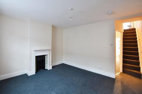 2 bedroom terraced house for sale, Orchard Road, Salisbury                                                                   *NO ONWARD CHAIN*