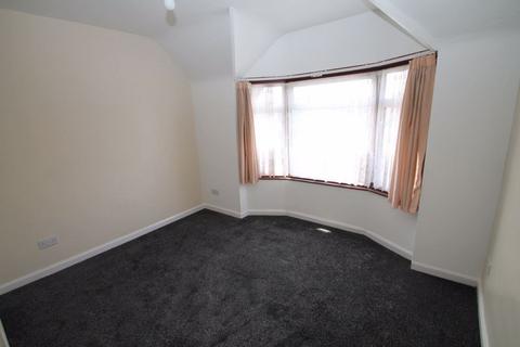 3 bedroom house to rent, Cross Road, High Wycombe HP12