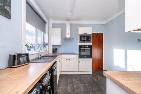 3 bedroom semi-detached villa for sale, Robertson Avenue, Leven