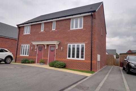 2 bedroom semi-detached house to rent, Willow Drive, Stafford ST19