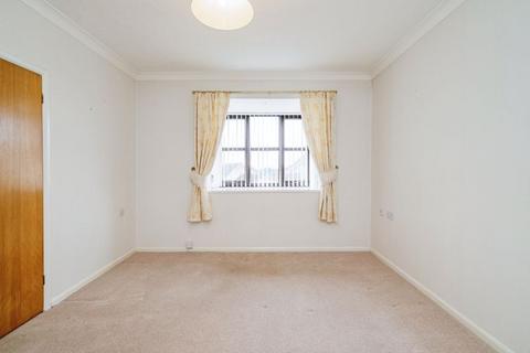 2 bedroom retirement property for sale, Gorleston Road, Lowestoft NR32