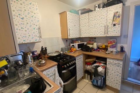 3 bedroom terraced house for sale, Queenborough Road, Sheerness ME12