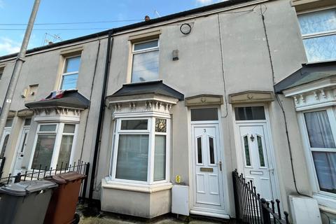 2 bedroom terraced house to rent, Croyland Avenue, Holland Street, Hull, East Riding of Yorkshire, HU9