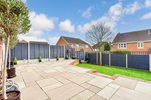 3 bedroom detached house for sale, Chequers Court, Strood, Rochester, Kent