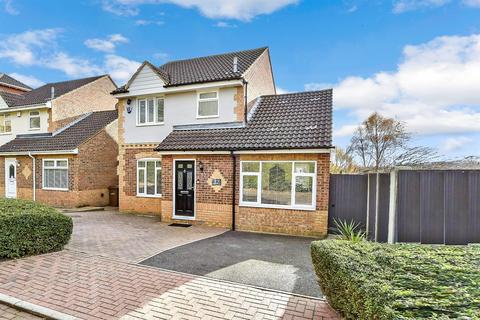 3 bedroom detached house for sale, Chequers Court, Strood, Rochester, Kent