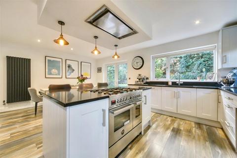 4 bedroom detached house for sale, Shenley Hill, Radlett WD7