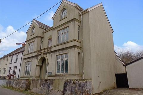 6 bedroom detached house for sale, Between Hermon & Llanfyrnach, Glogue, Pembrokeshire, SA36 0ED