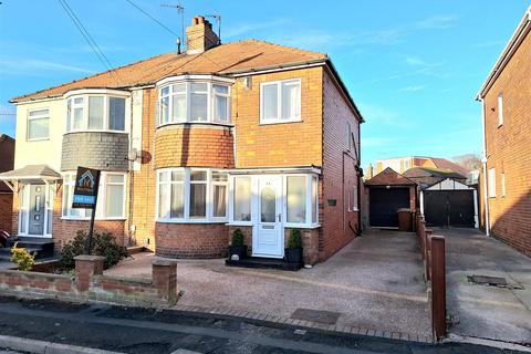 3 bedroom semi-detached house for sale, Greame Road, Bridlington YO16