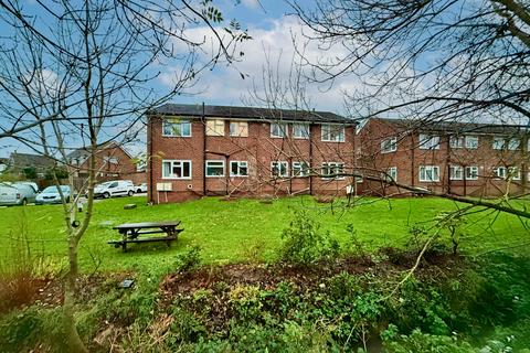 2 bedroom flat for sale, Elm Court, Walnut Walk, Polegate, East Sussex, BN26