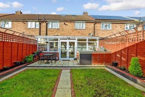 3 bedroom terraced house for sale, Charlton Crescent, Barking, Essex