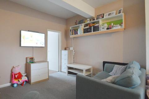 1 bedroom apartment to rent, Nicholson Road, Croydon, CR0