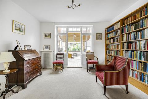 56 Grantchester Meadows, Cambridge, CB3 9JL