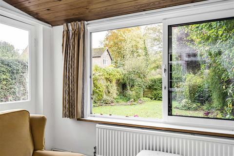 56 Grantchester Meadows, Cambridge, CB3 9JL