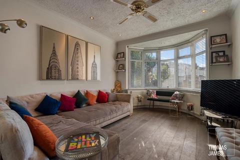 3 bedroom end of terrace house for sale, Ridge Road, Winchmore Hill, N21